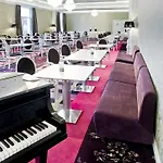 Ξενοδοχείο Lamberton 3*