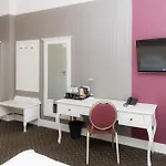 Lamberton Hotel 3*