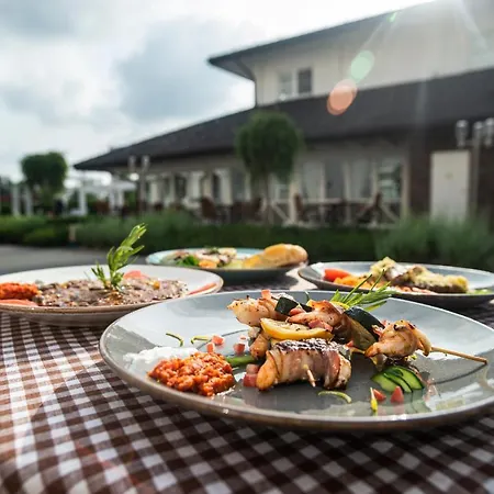 Lamberton Hotel Ołtarzew