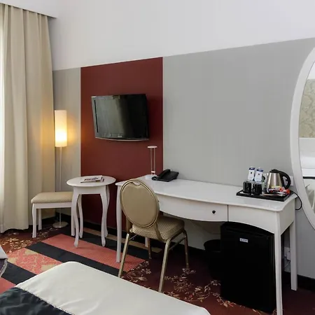 Lamberton Hotel Ołtarzew