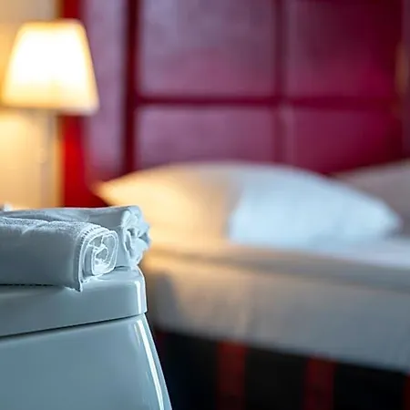 Lamberton Hotel 3*