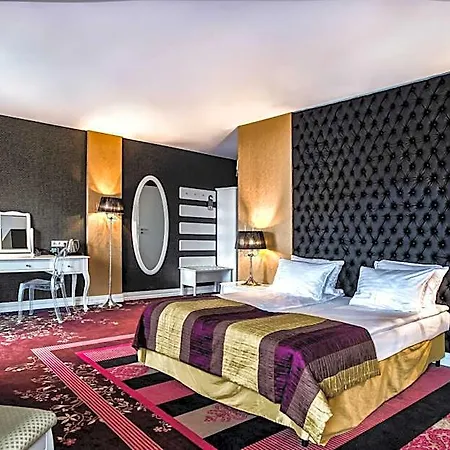 Hotel Lamberton 3*