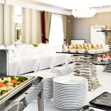 Lamberton Hotel Ołtarzew