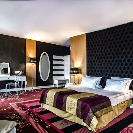 兰伯顿酒店 3* Ołtarzew