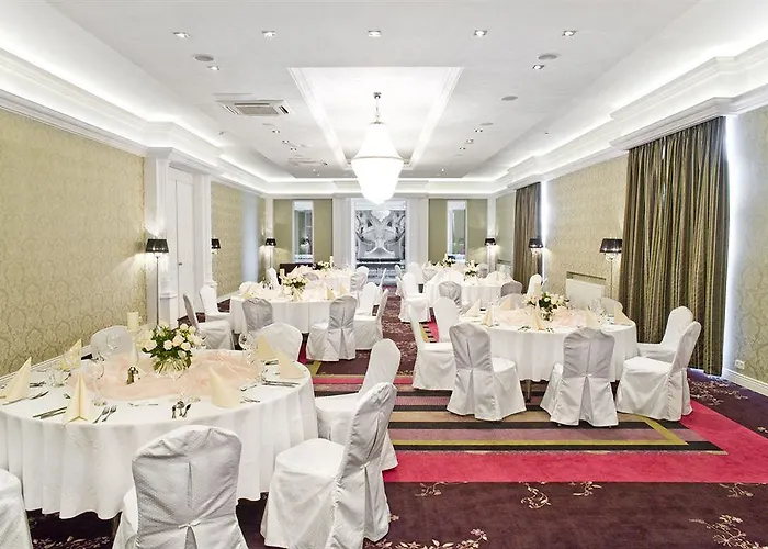 Hotel Lamberton Ołtarzew